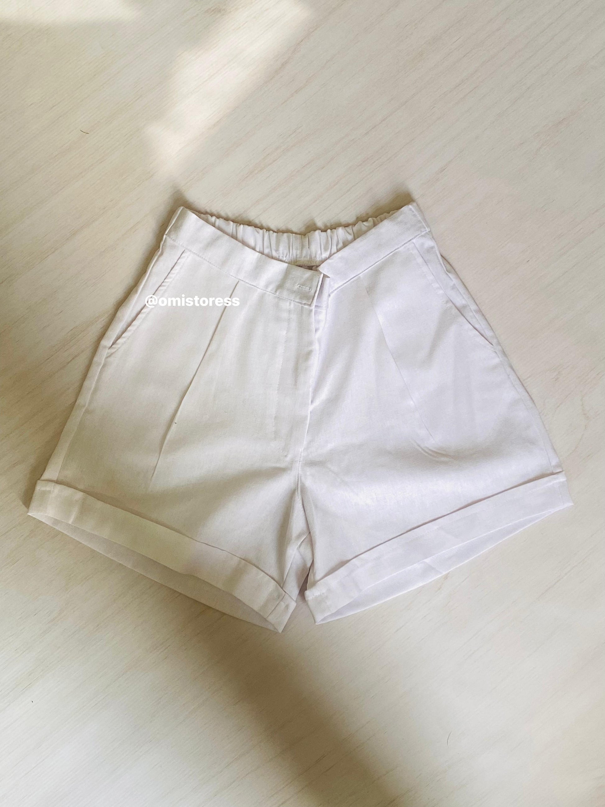SHORT DE LINO
